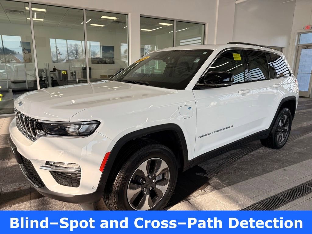 Used 2024 Jeep Grand Cherokee Limited 4xe w/ Luxury Tech Group II image 4