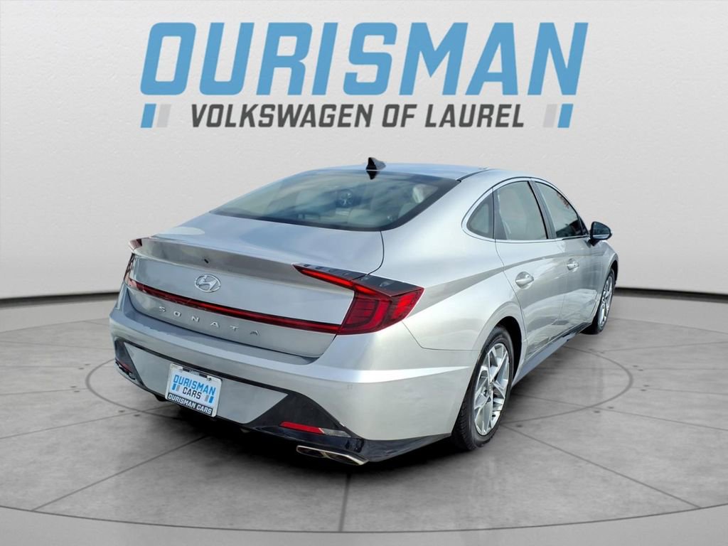 Used 2023 Hyundai Sonata SEL image 3