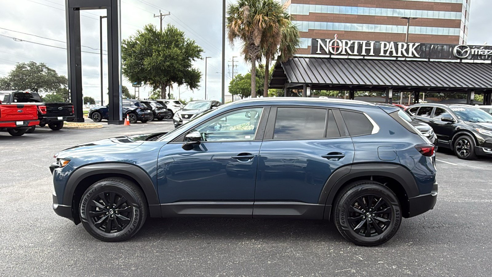 Used 2023 MAZDA CX-50 2.5 S w/ Cargo Package AWD/4WD image 5