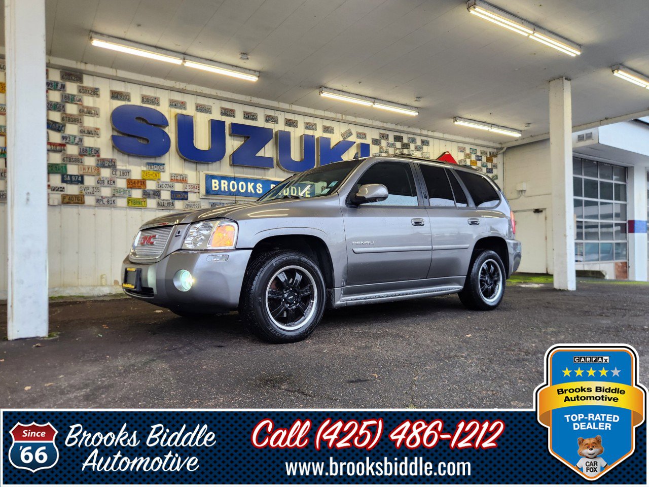 Used 2009 GMC Envoy Denali w/ Sun And 6-Disc Cd Package image 1