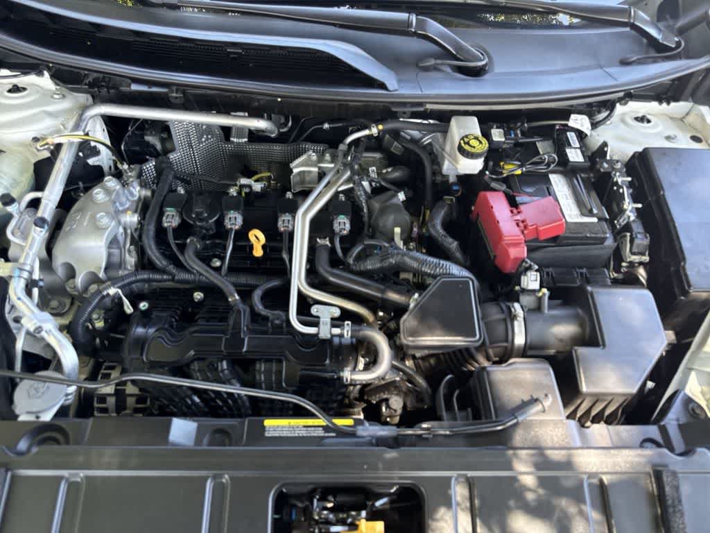 Used 2021 Nissan Rogue SL FWD image 11
