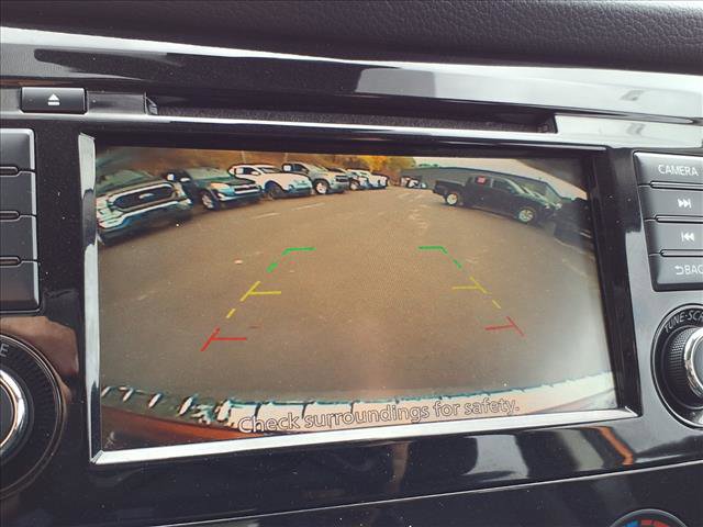 Used 2021 Nissan Rogue Sport S image 18