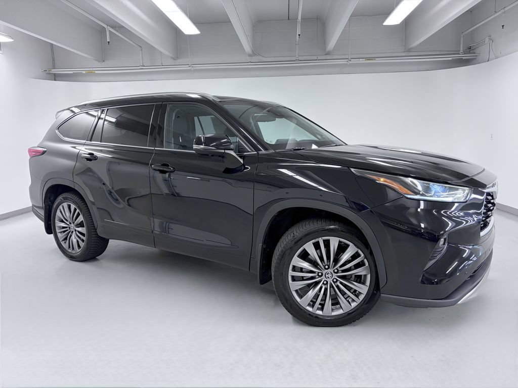Used 2020 Toyota Highlander Platinum AWD/4WD image 8