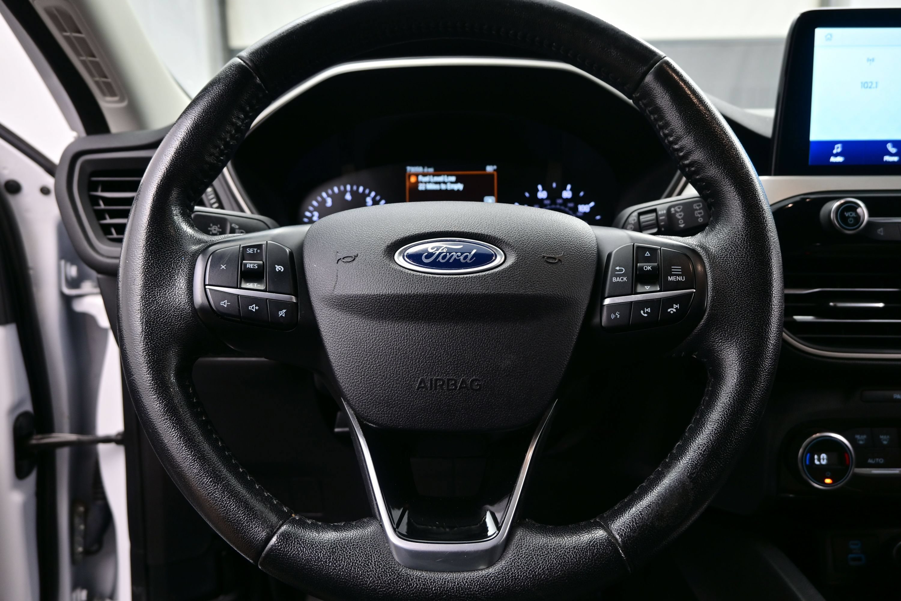 Used 2021 Ford Escape SE w/ Convenience Package FWD image 22