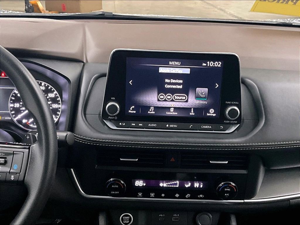 Used 2023 Nissan Rogue SV image 18