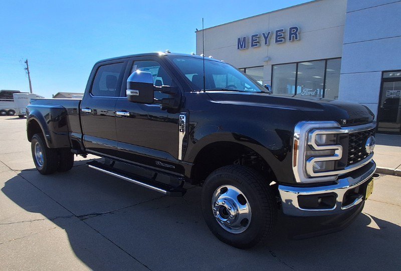 New 2026 Ford F350 Lariat image 2