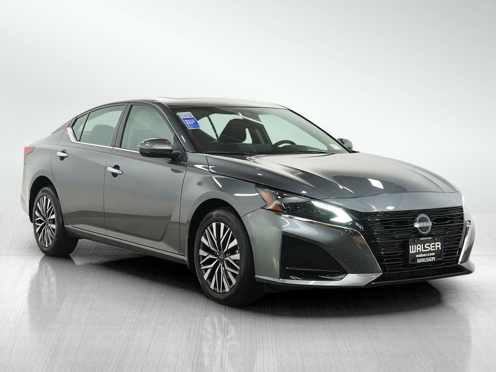 Used 2023 Nissan Altima 2.5 SV w/ SV Premium Package image 7