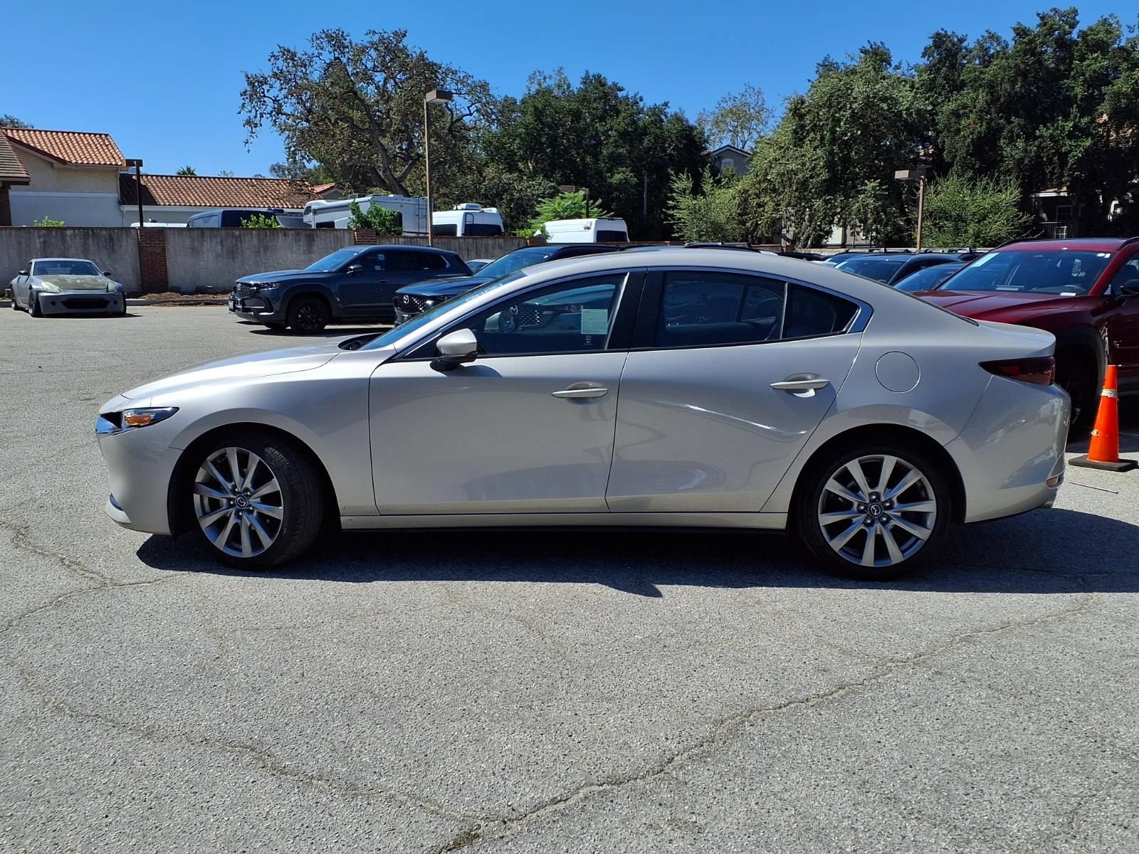 Used 2024 MAZDA MAZDA3 s FWD image 3