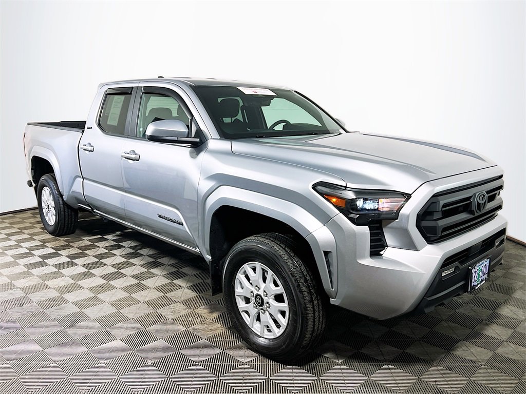 Certified 2024 Toyota Tacoma SR5 image 1