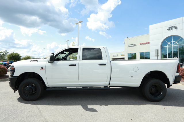 New 2026 RAM 3500 Tradesman image 10