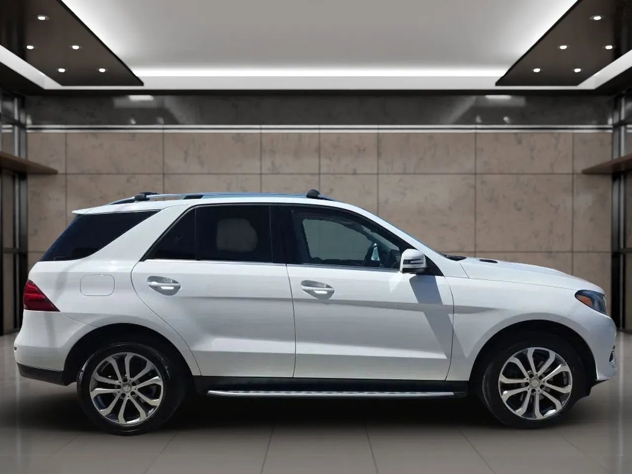 Used 2016 Mercedes-Benz GLE 350 4MATIC image 9