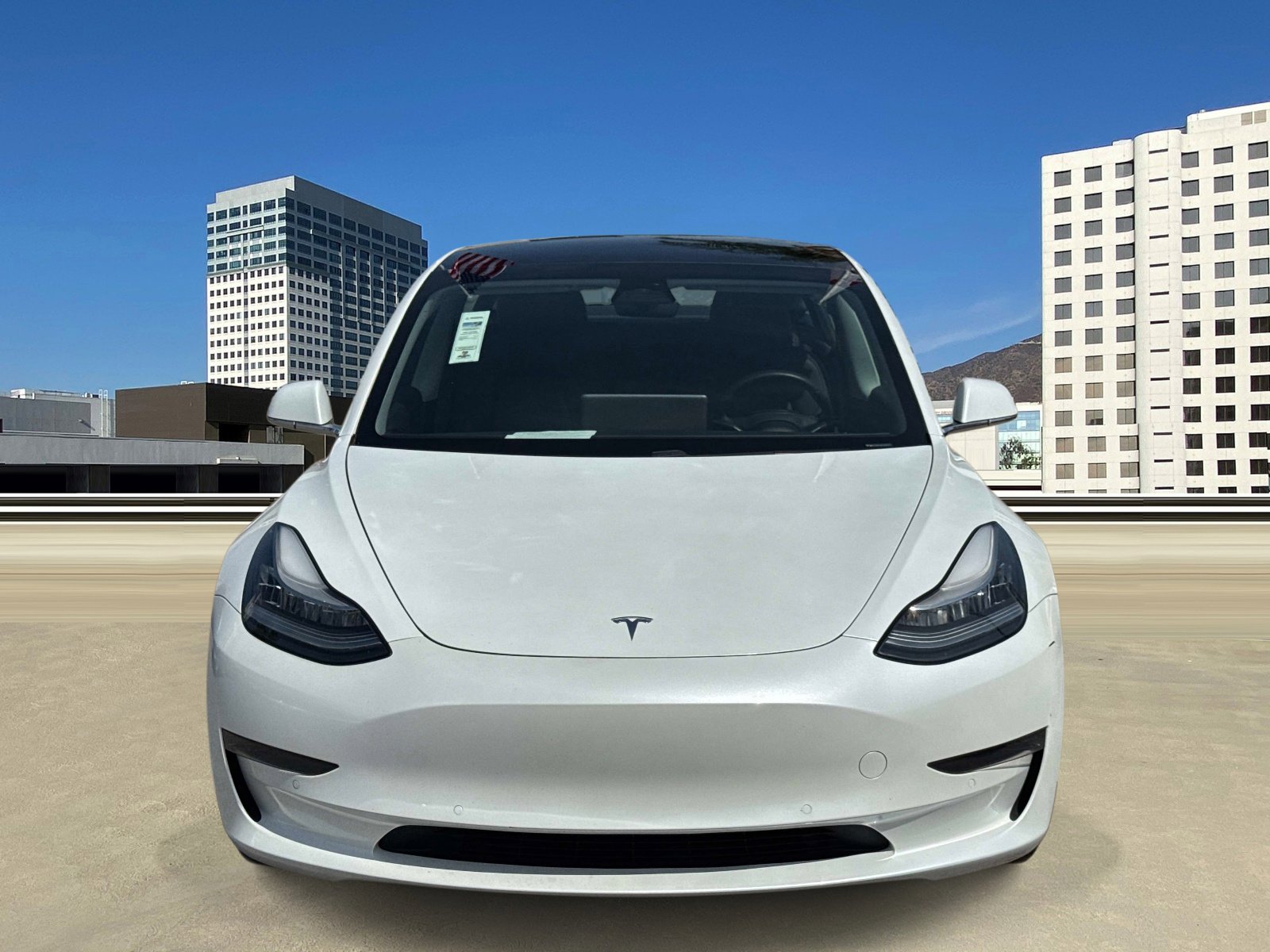 Used 2020 Tesla Model 3 Standard Range Plus RWD image 2