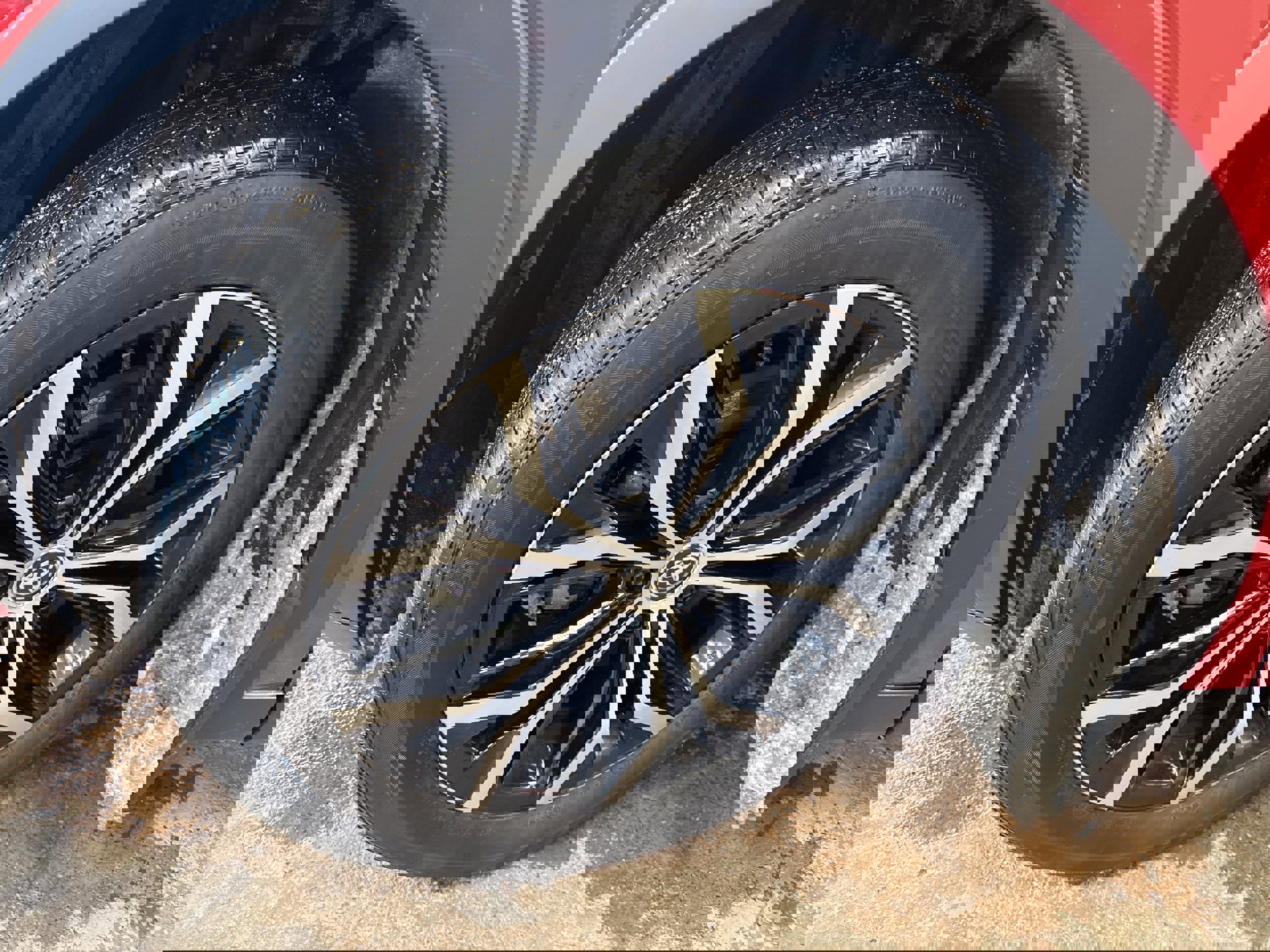 Used 2023 Toyota Crown XLE image 4