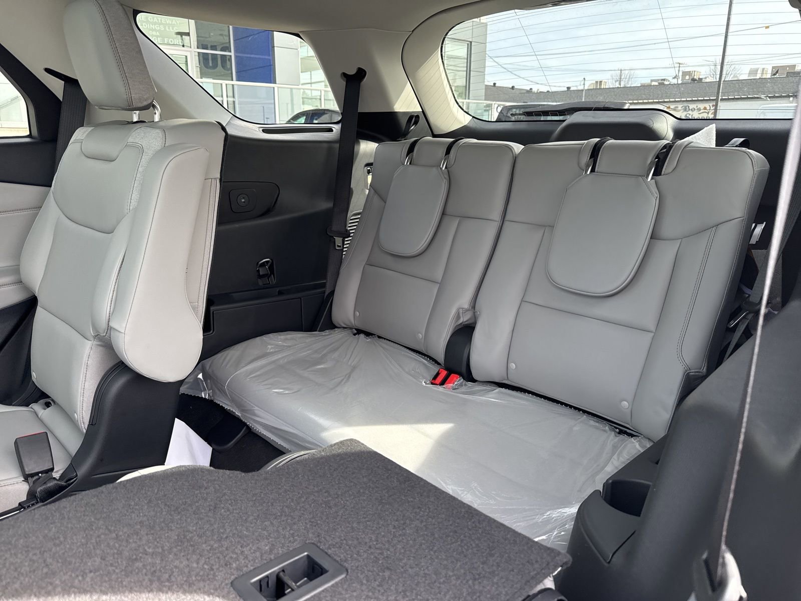 New 2026 Ford Explorer Active w/ Active Comfort Package image 12