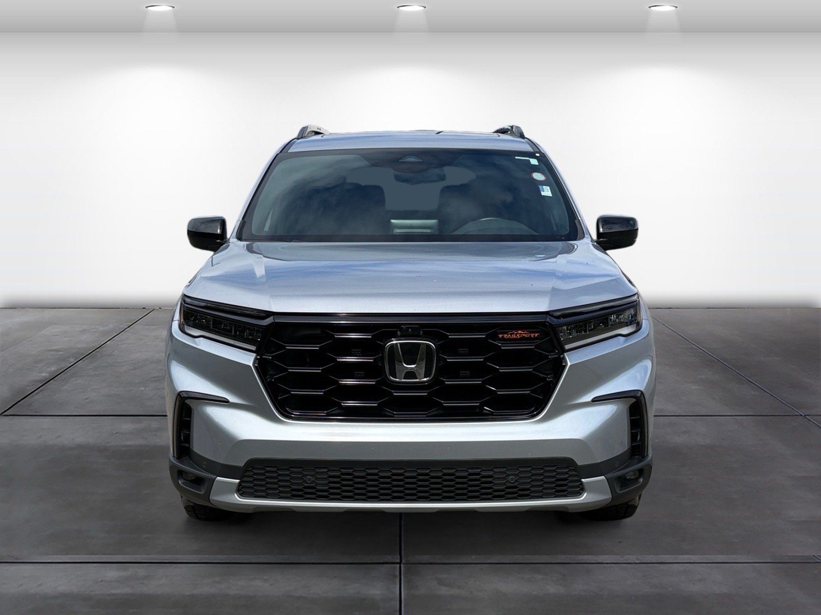 Certified 2025 Honda Pilot TrailSport image 6