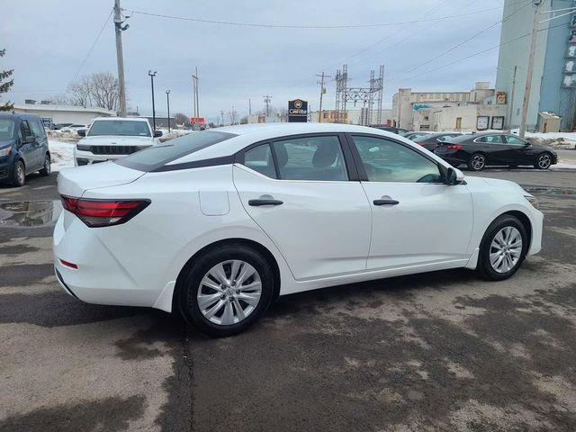 Used 2025 Nissan Sentra S image 6