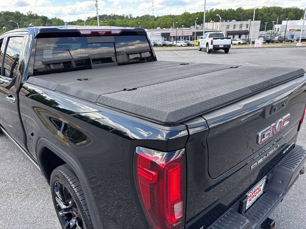 Used 2023 GMC Sierra 1500 Denali AWD/4WD image 8