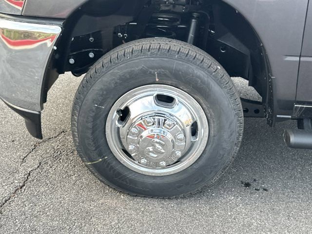 New 2026 RAM 3500 Tradesman image 13