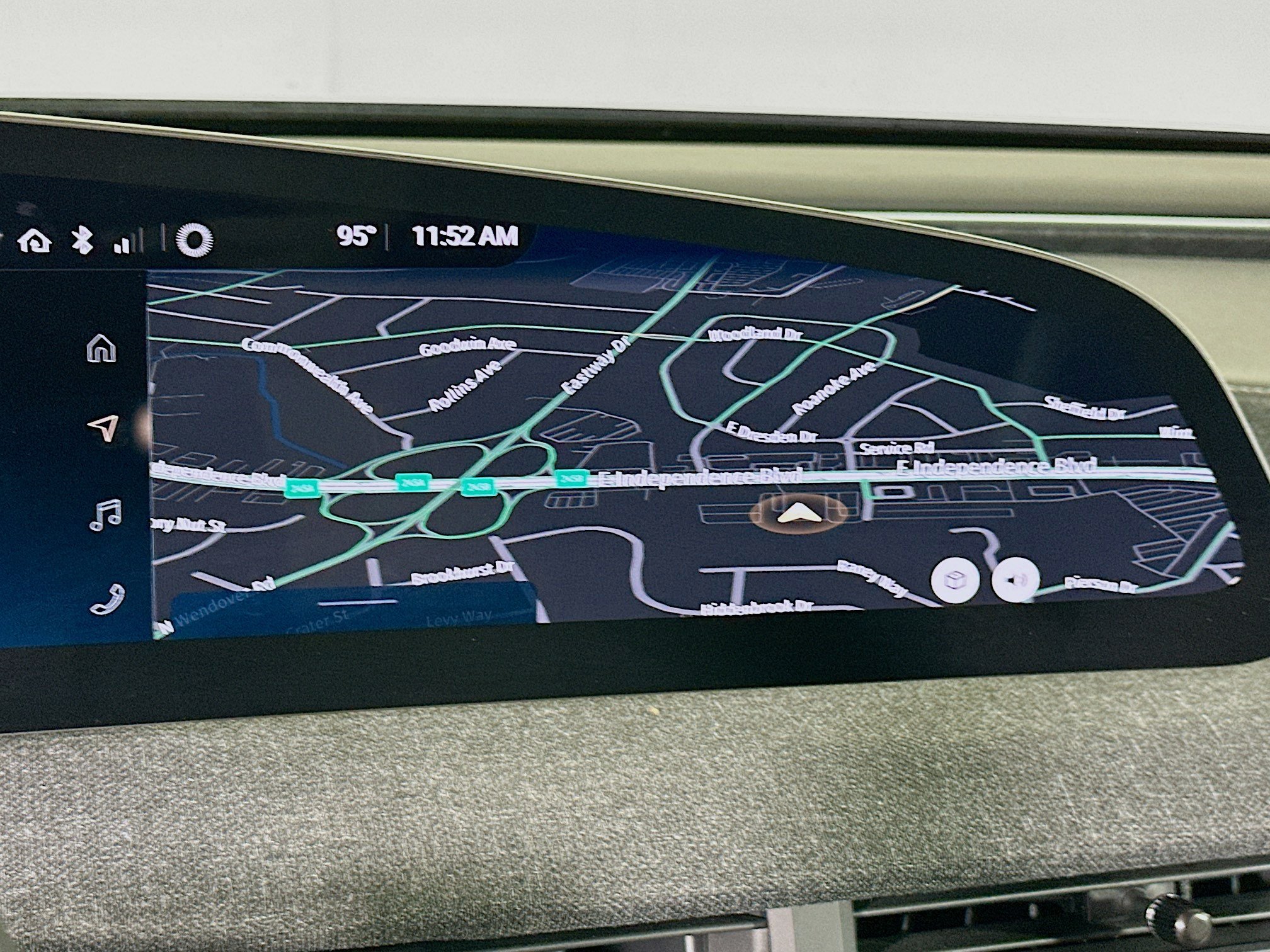 Used 2024 Lucid Air Touring AWD/4WD image 22