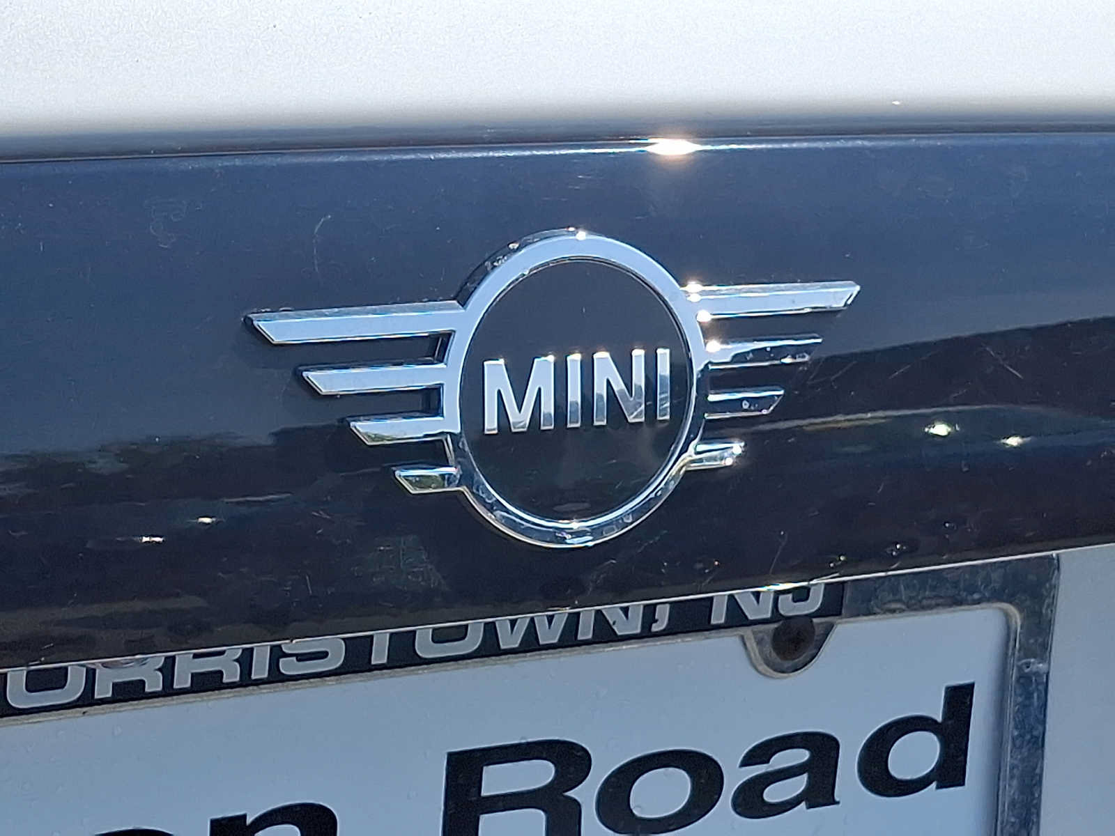 Used 2024 MINI Cooper 2-Door Hardtop FWD image 29