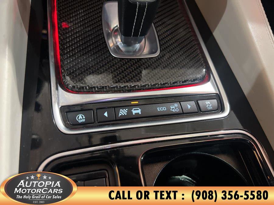 Used 2020 Jaguar F-PACE SVR image 42