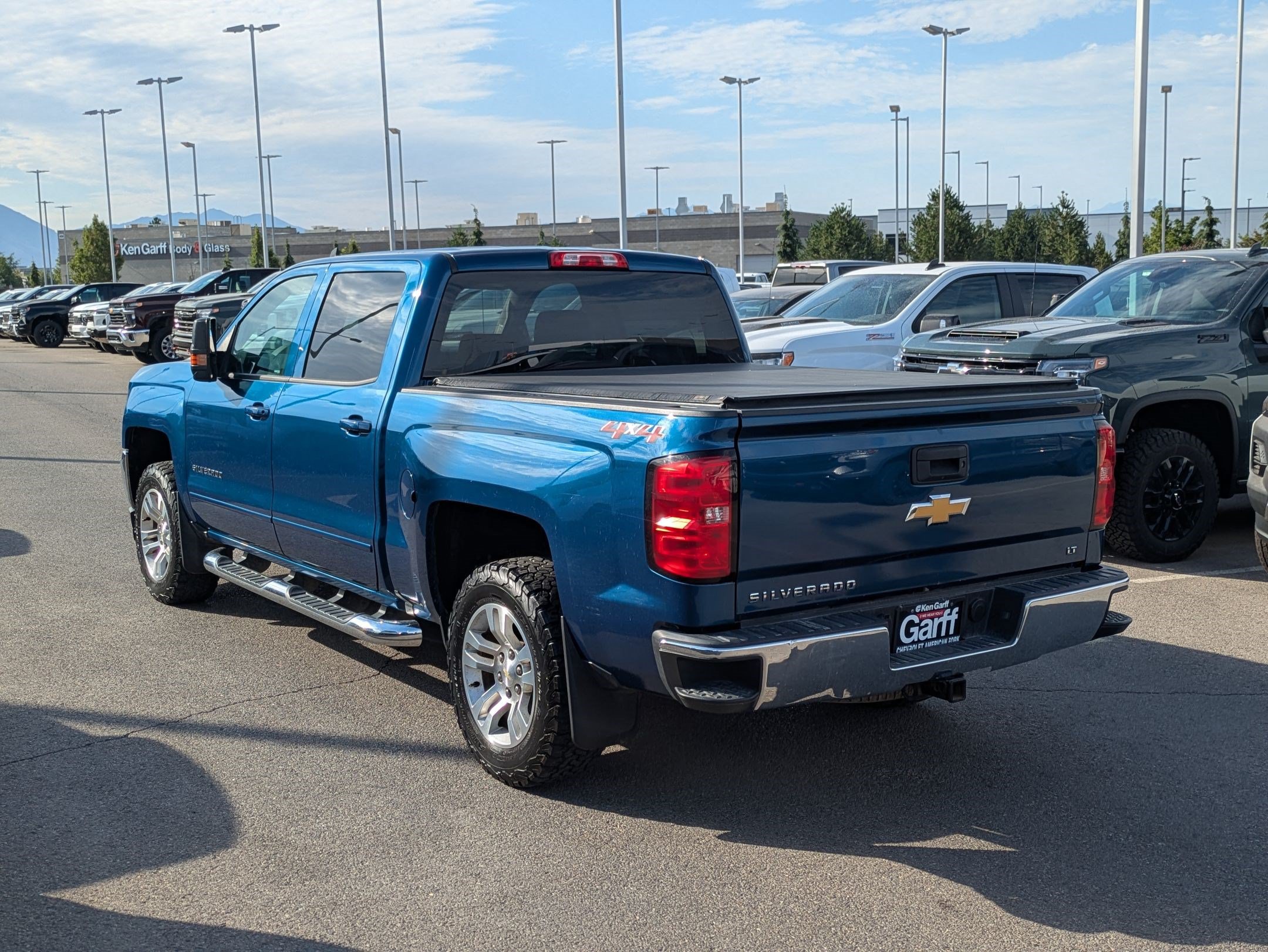 Used 2018 Chevrolet Silverado 1500 LT w/ LT Fleet Convenience Package AWD/4WD image 5