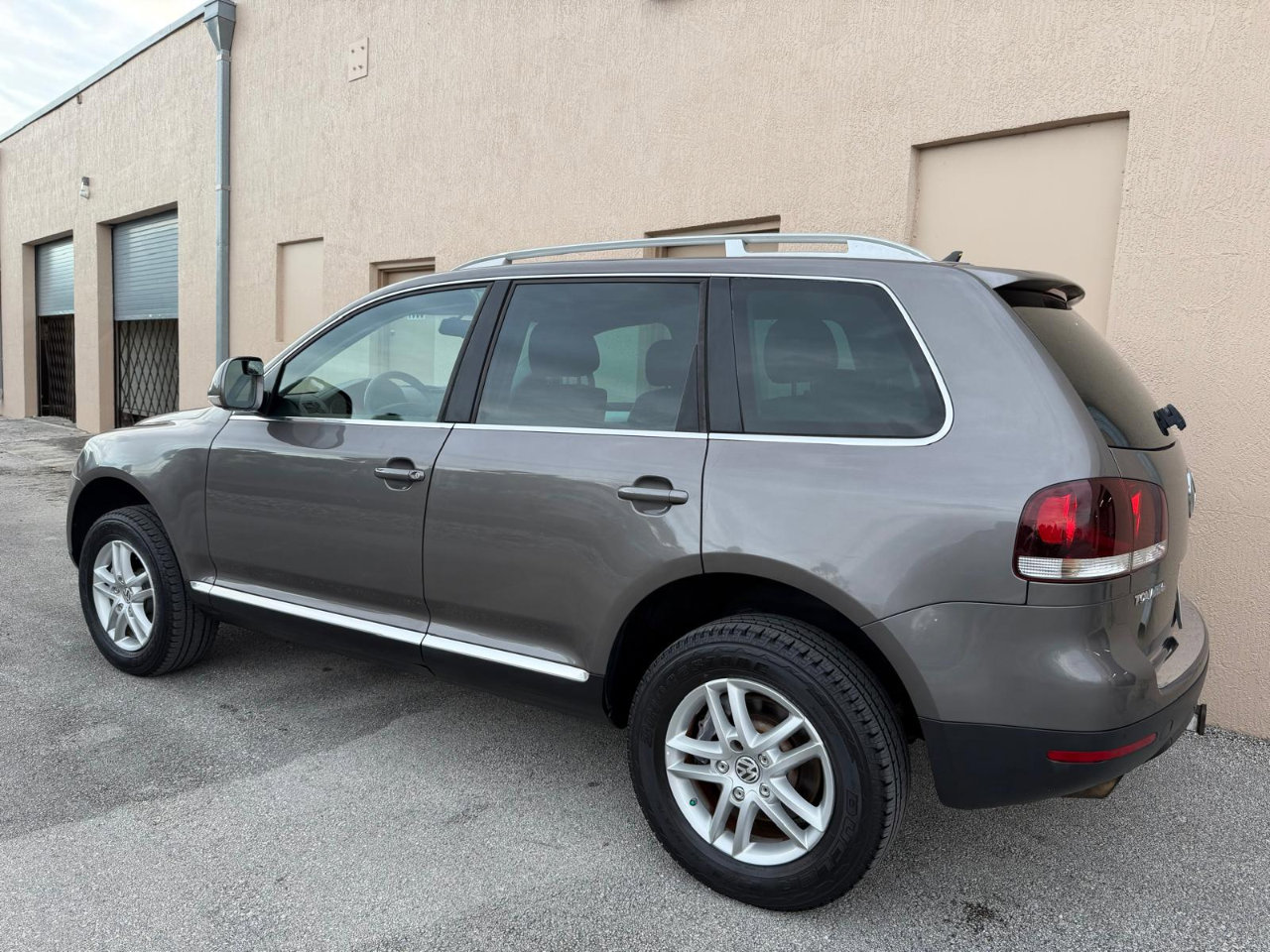 Used 2008 Volkswagen Touareg V6 image 7