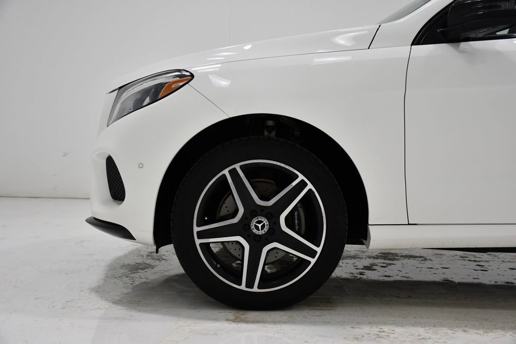 Used 2019 Mercedes-Benz GLE 400 4MATIC image 7