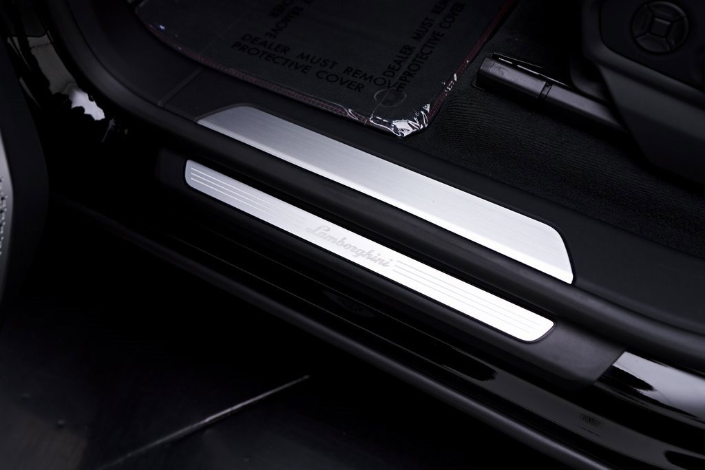 Used 2022 Lamborghini Urus image 41