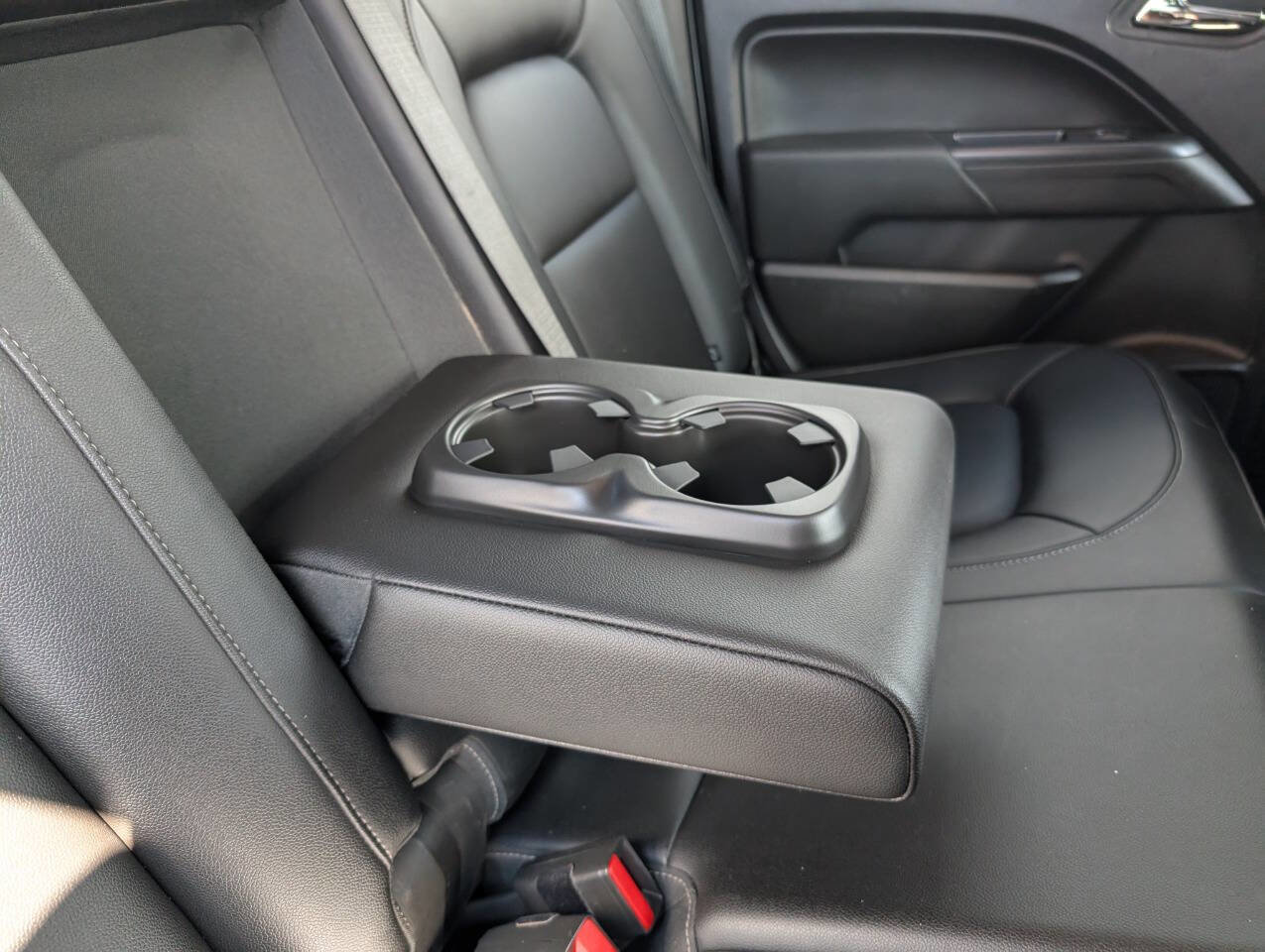 Used 2019 Chevrolet Colorado ZR2 image 16