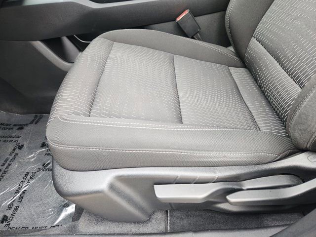 Used 2025 Chevrolet Equinox LT w/ Safety and Technology Package image 26