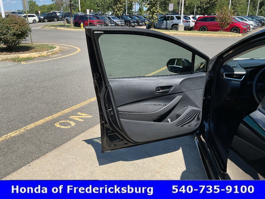 Used 2024 Toyota Corolla LE FWD image 15