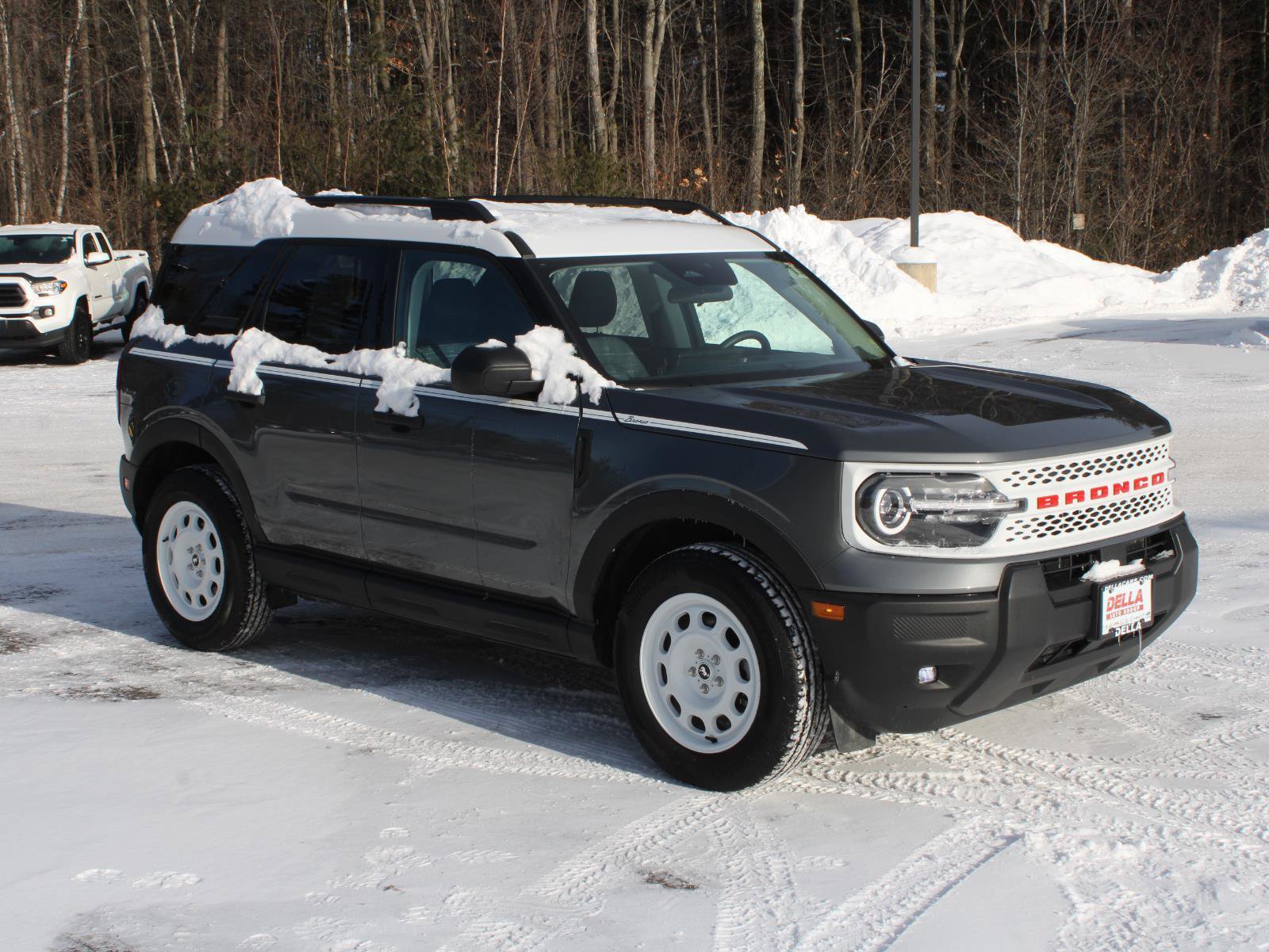 Used 2025 Ford Bronco Sport Heritage w/ Convenience Package image 3