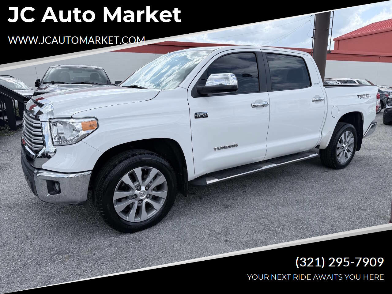 Used 2017 Toyota Tundra Limited RWD image 1