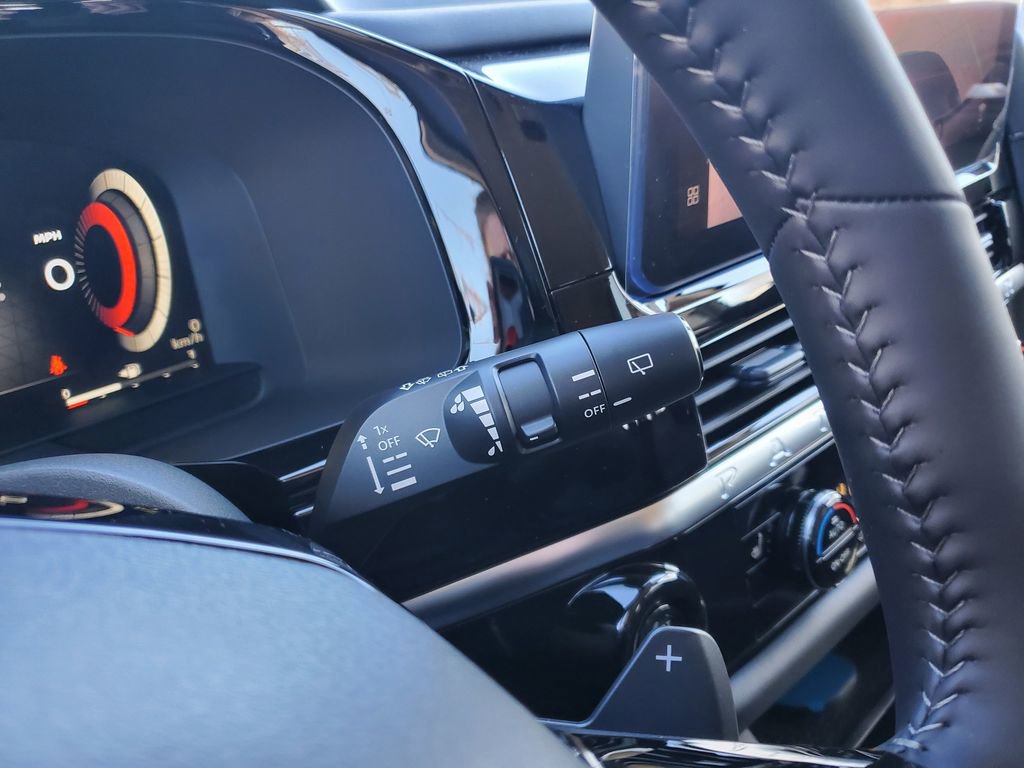 New 2026 Nissan Pathfinder SL image 24