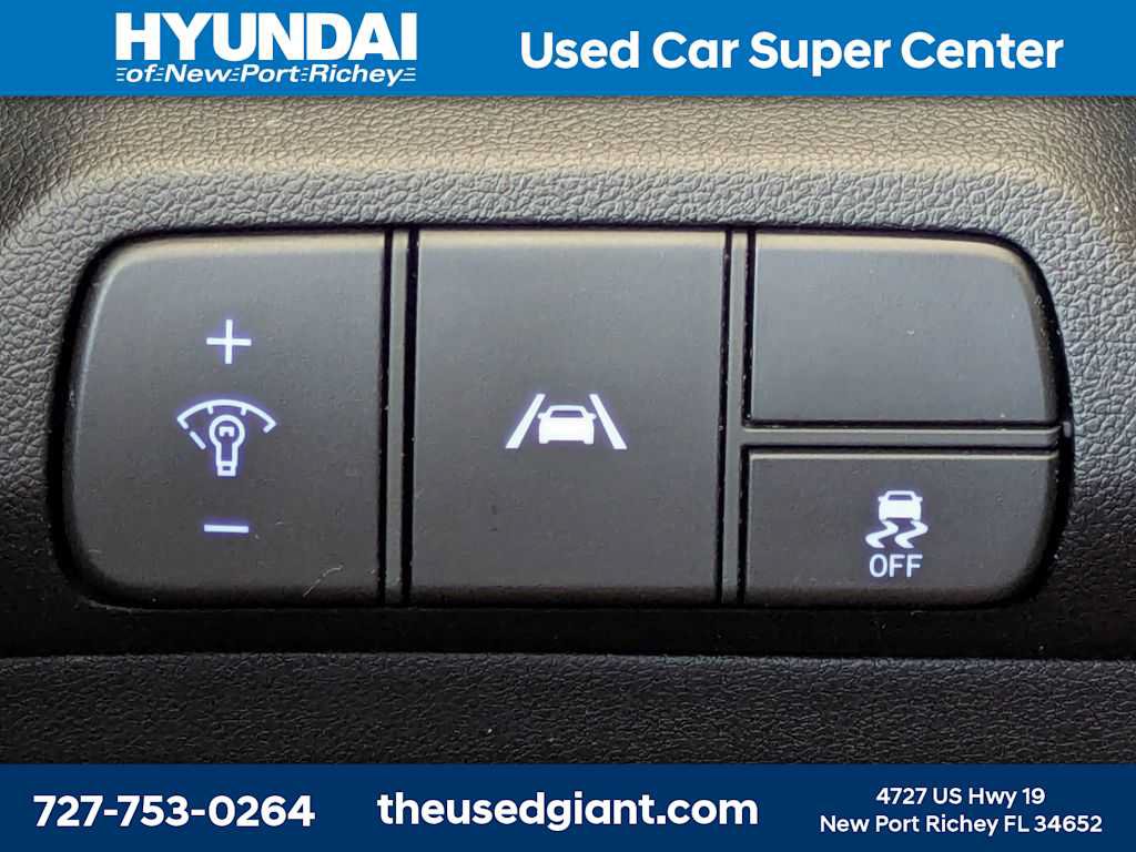 Certified 2023 Hyundai Elantra Limited w/ Cargo Package FWD image 29