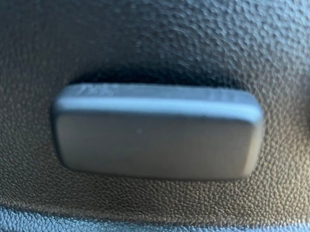 Used 2020 Chevrolet Colorado Z71 image 14