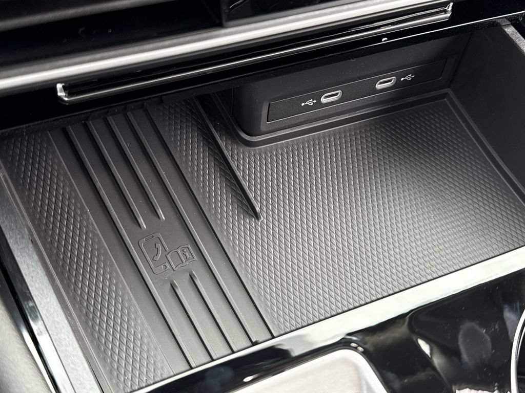 New 2026 Volkswagen Atlas SE FWD image 6