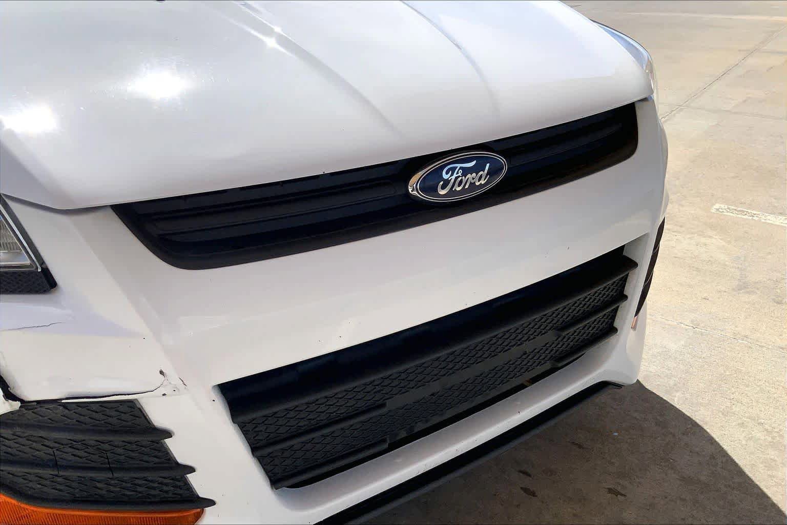 Used 2016 Ford Escape S image 29