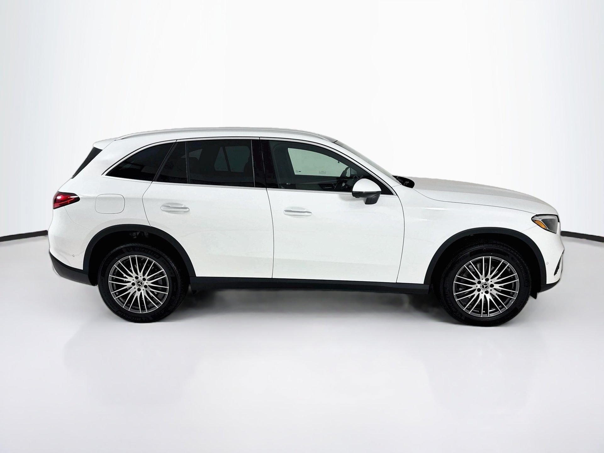 New 2027 Mercedes-Benz GLC 300 image 9