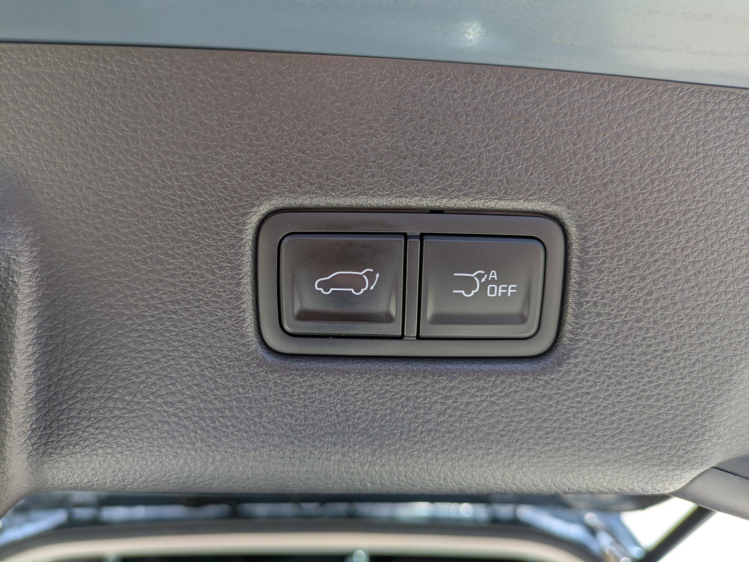 Used 2022 Kia Carnival SX FWD image 12