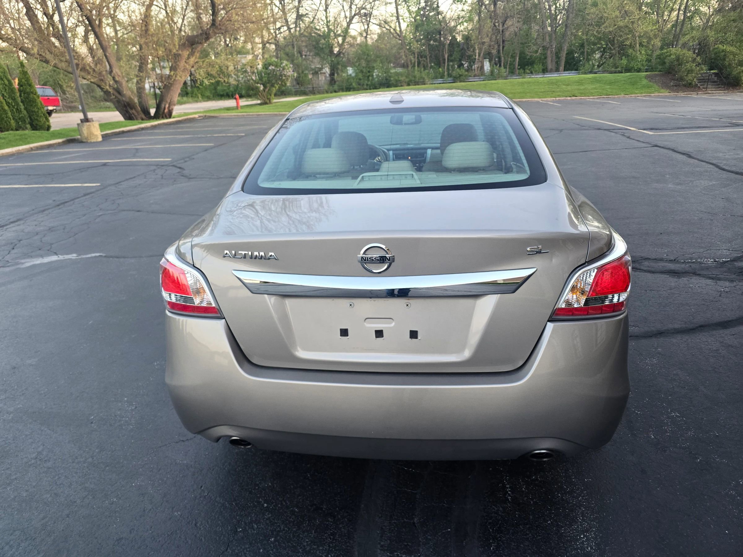 Used 2015 Nissan Altima 2.5 SL w/ Technology Package FWD image 8