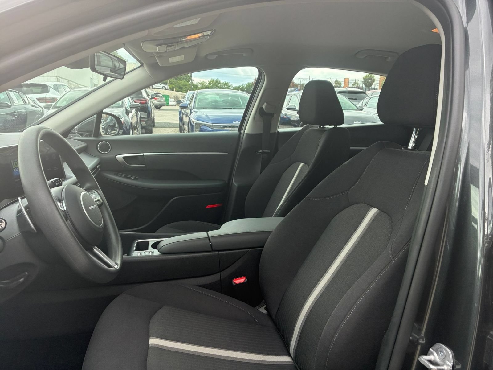 Used 2025 Hyundai Sonata SEL FWD image 22
