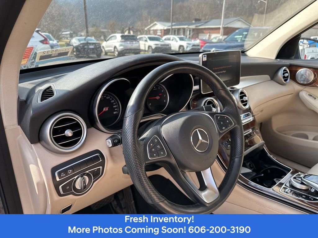Used 2019 Mercedes-Benz GLC 350e 4MATIC image 12