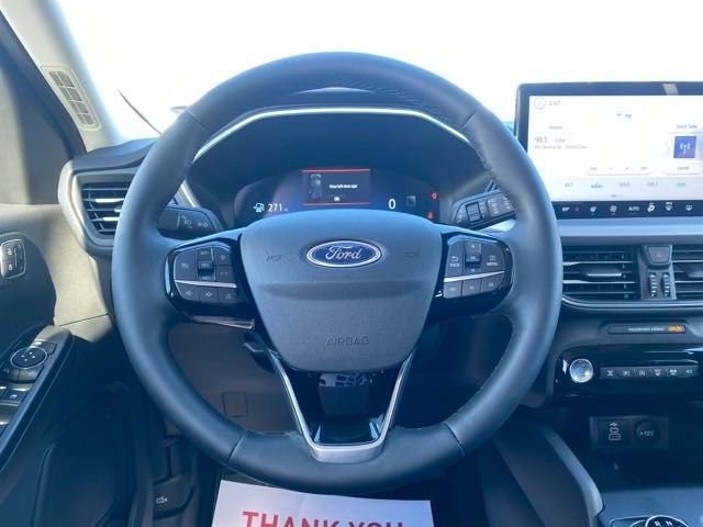Used 2024 Ford Escape Platinum w/ Premium Technology Package AWD/4WD image 22