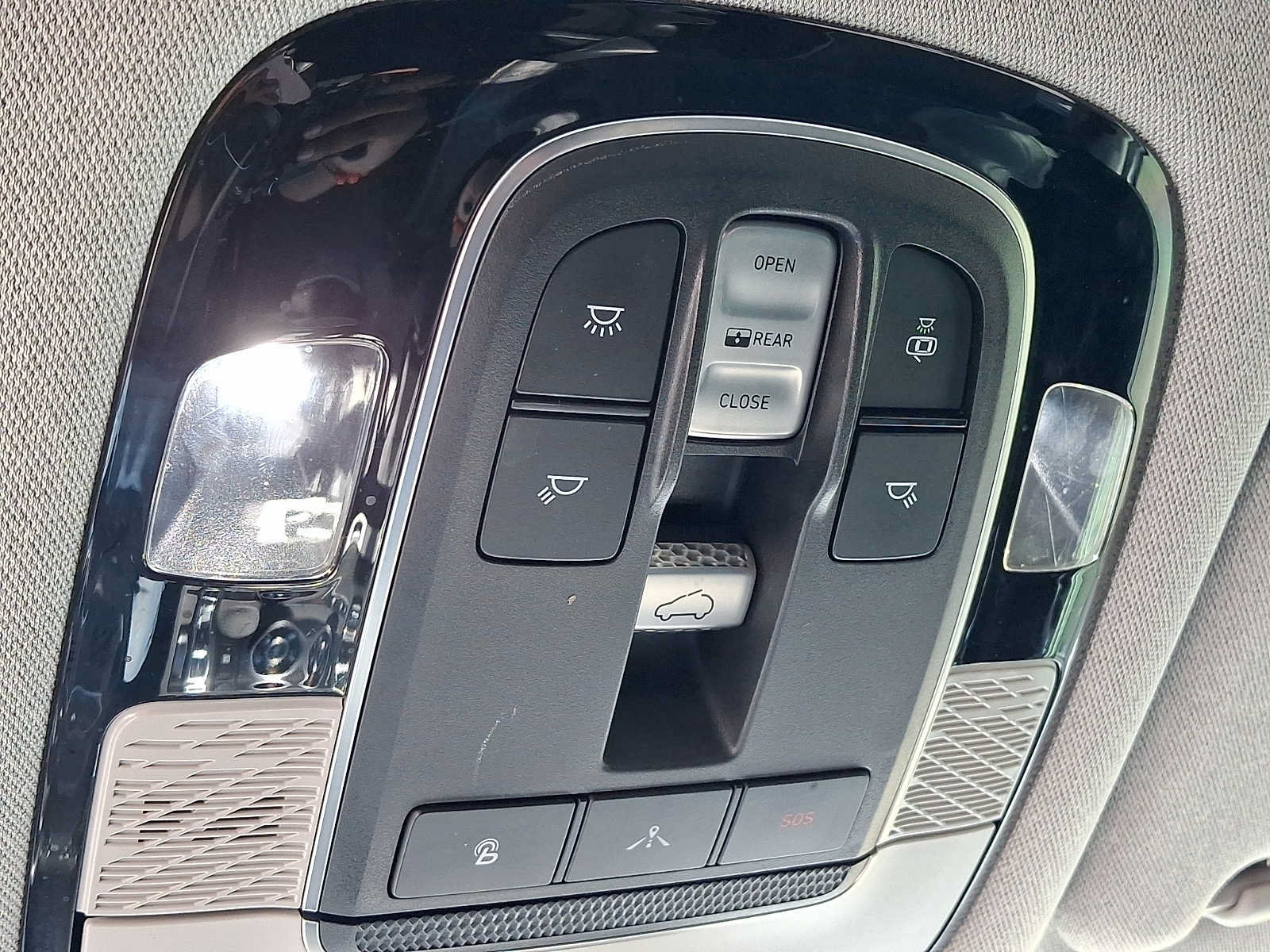 Used 2021 Hyundai Palisade Limited AWD/4WD image 32