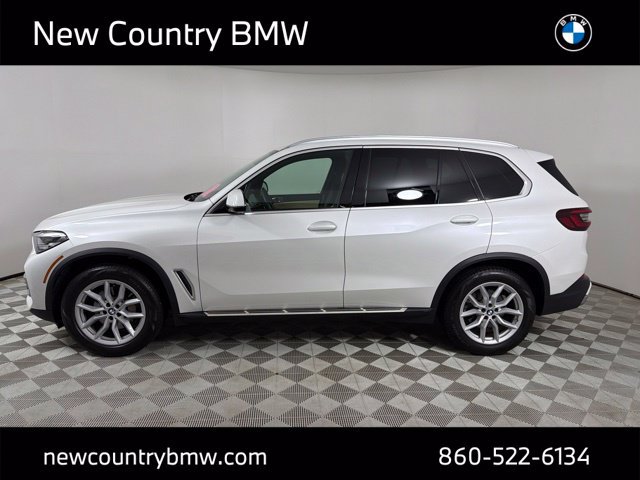 Used 2022 BMW X5 xDrive40i w/ Premium Package AWD/4WD image 4