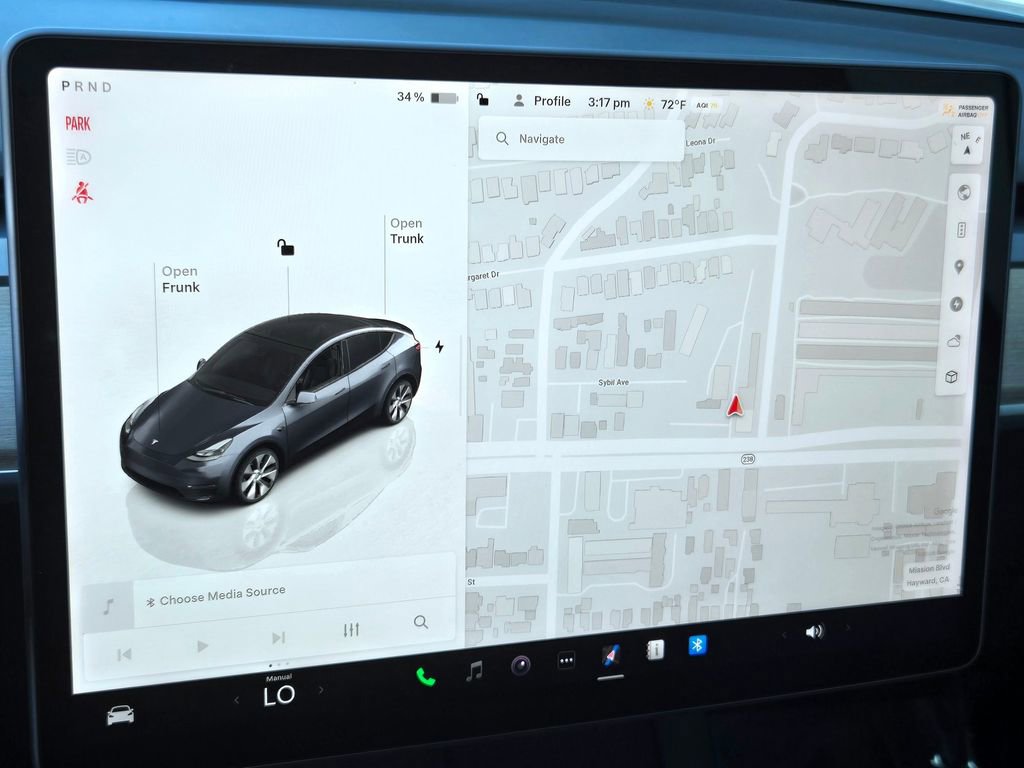 Used 2023 Tesla Model Y Long Range image 19