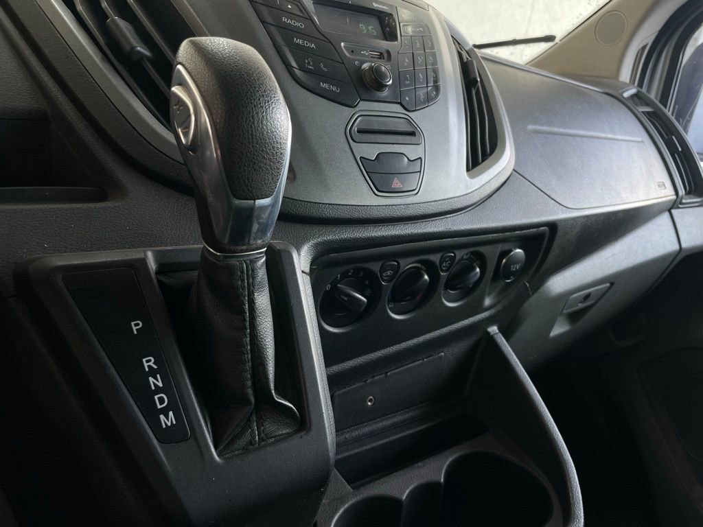 Used 2018 Ford Transit 350 XL image 29