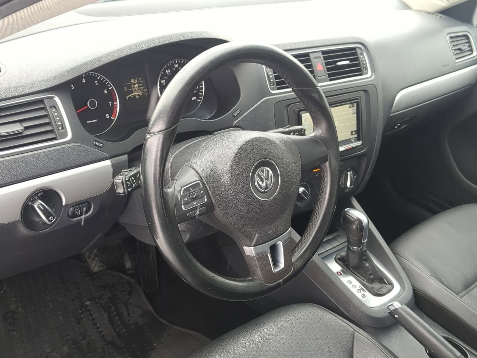 Used 2014 Volkswagen Jetta SE image 12